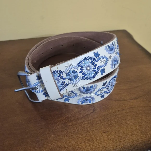 Lucky Brand | Accessories | Lucky Brand Boho Chic Bluewhite  display picture 1